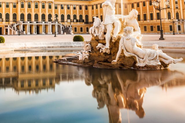 שילוב מים, פיסול ונוף בארמון שנברון