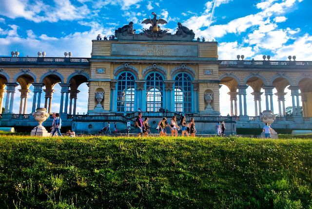 תצפית גלורייטה – אחת מנקודות התצפית היפות בוינה
