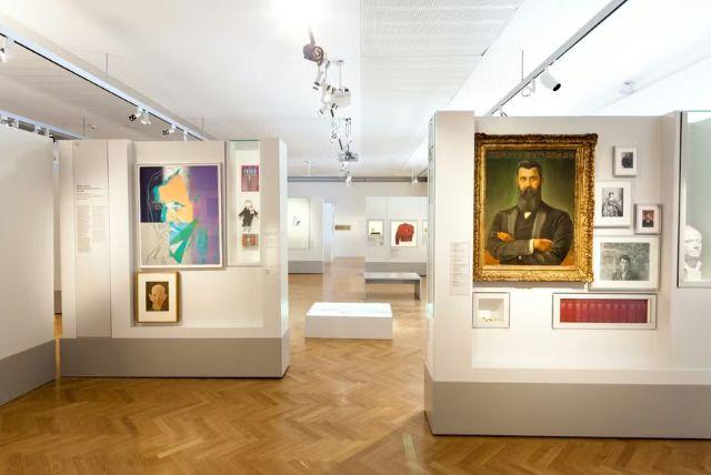 מוזיאון היהודים בוינה (Jewish Museum + Museum Judenplatz) credit to tiqets.com
