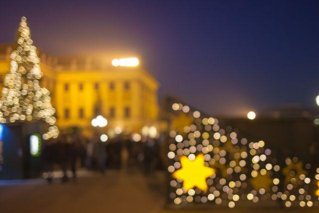 מופע אורות בארמון שנברון