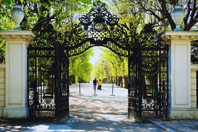 הסיור הקצר בארמון שנברון - Imperial Tour credit to getyourguide.com