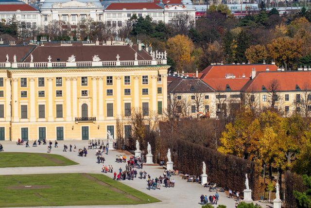 חדרי הקיסר פרנץ יוזף בארמון שנברון