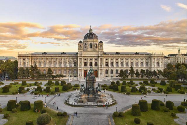 המוזיאון לתולדות האומנות בוינה - Kunsthistorisches Museum credit to getyourguide.com