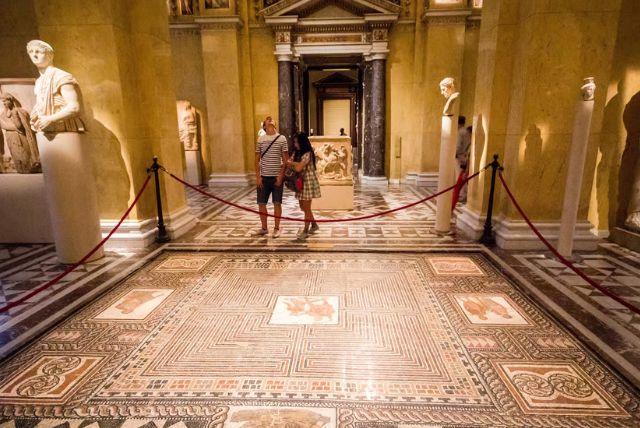 המוזיאון לתולדות האומנות בוינה - Kunsthistorisches Museum credit to getyourguide.com