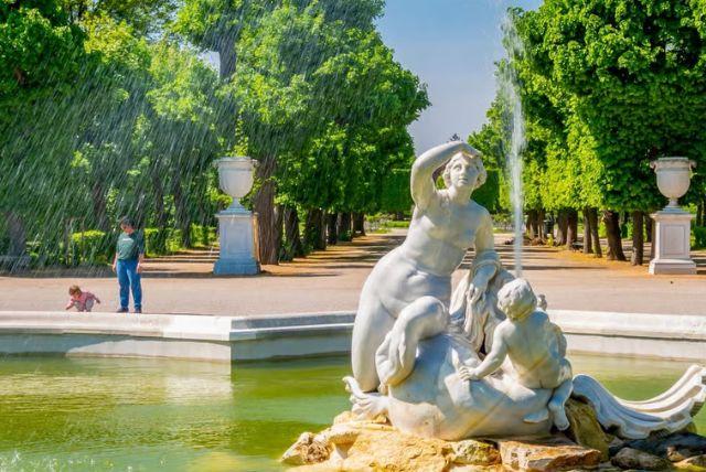 ביקור בארמון שנברון עם ילדים credit to getyourguide.com