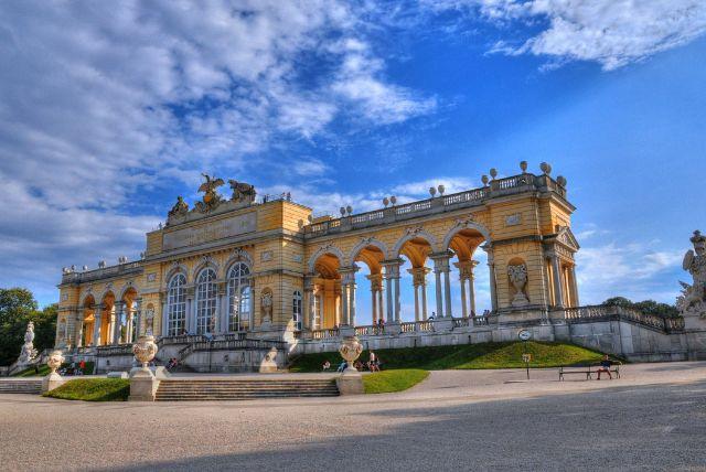 אולם הדיוקנאות הקיסריים בארמון שנברון