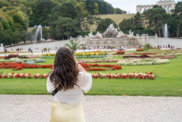 אומנות אוריינטלית ו”האופנה הסינית” בארמון שנברון