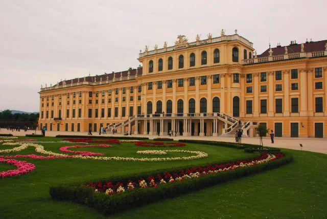 ארמון שנברון שעות פתיחה ועומסים - מה חשוב לדעת